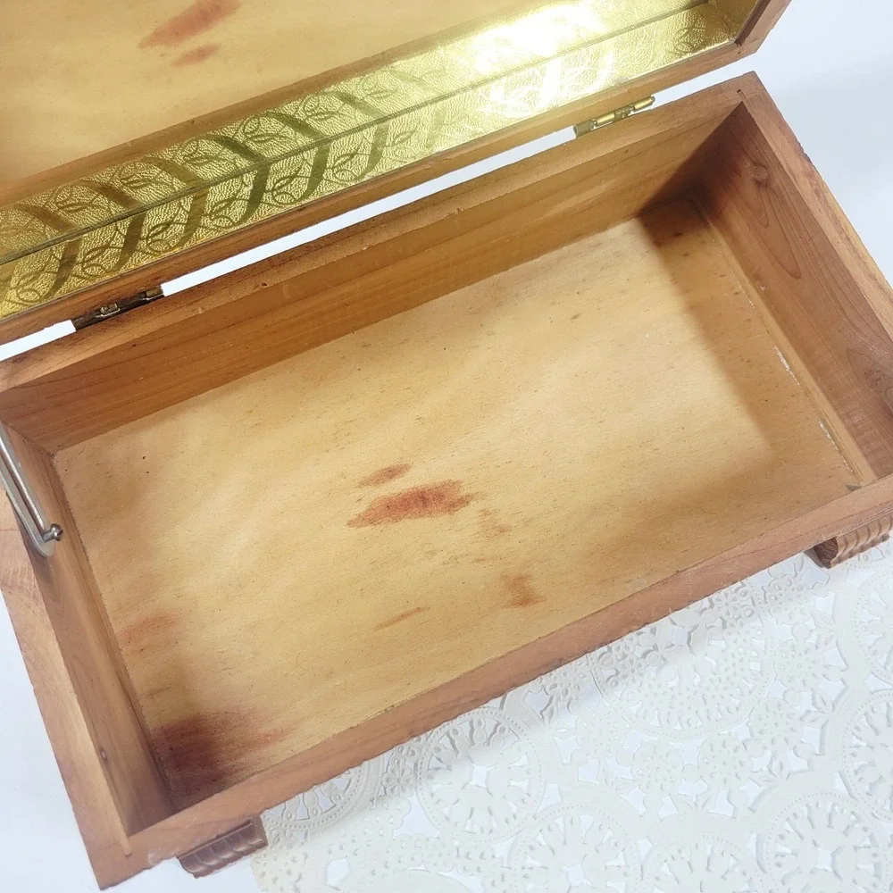 Vintage Carved Cedar Wood Jewelry Trinket Box With Mirror & Feet